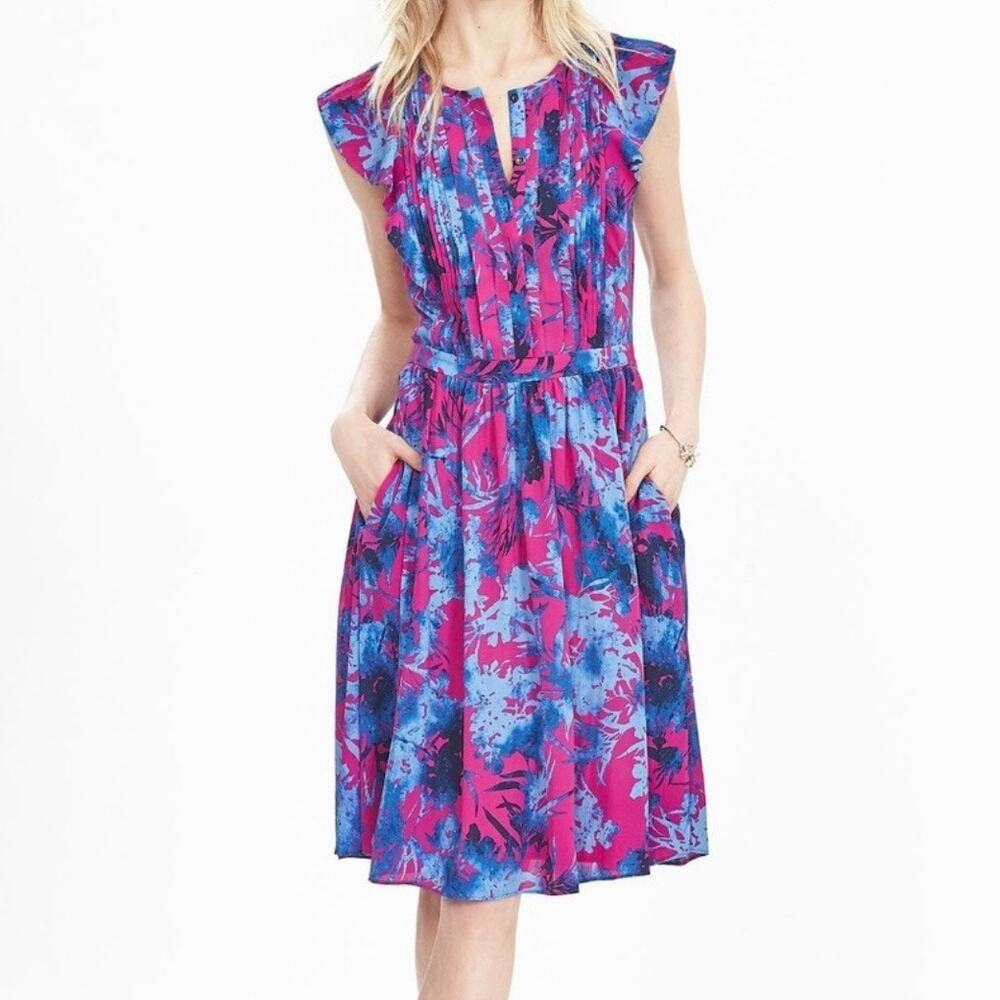 Banana Republic Tropical Floral Flutter Sleeve Dress Women's 6 Purple Pink